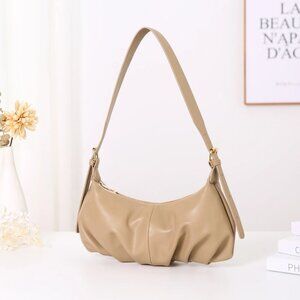 CLUCI Shoulder Bag. Small hobo bag